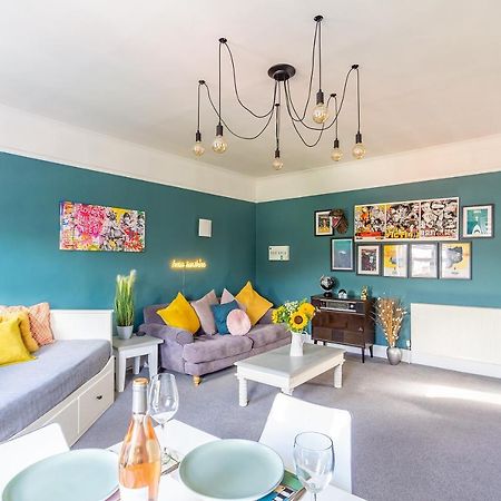 פורטסמות' Spacious Split Level Flat In Great Location מראה חיצוני תמונה
